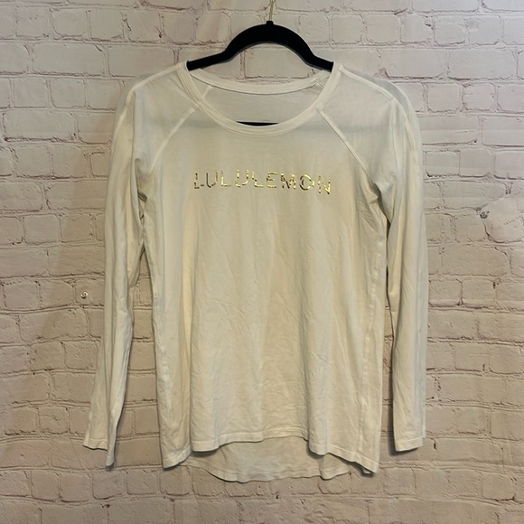 Lululemon Emerald Long Sleeve *Lunar New Year size 6 Bin E - Picture 1 of 11